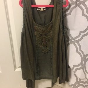 Cute flowy tank top